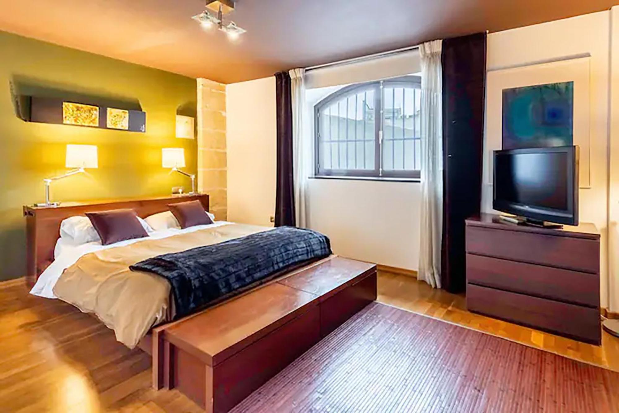Artqhost Jerez Huge Loft & Free Parking Jerez de la Frontera Exterior foto
